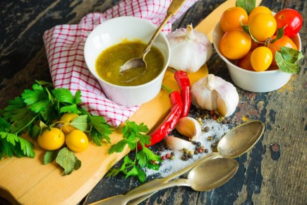 Два способа приготовить соус ткемали и какой выбрать на кухне