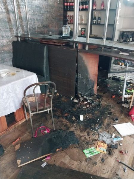 Зауральскими следователями направлено в суд уголовное дело в отношении жителя Далматовского округа, который в августе минувшего года применил гранату в помещении кафе Зауральскими следователями направлено в суд уголовное дело в отношении жителя Далматовского округа, который в августе минувшего года применил гранату в помещении кафе