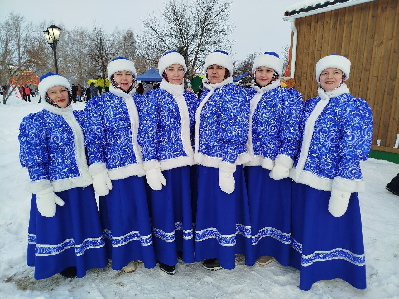 «Самовар кипит, самовар поет «Самовар кипит, самовар поет