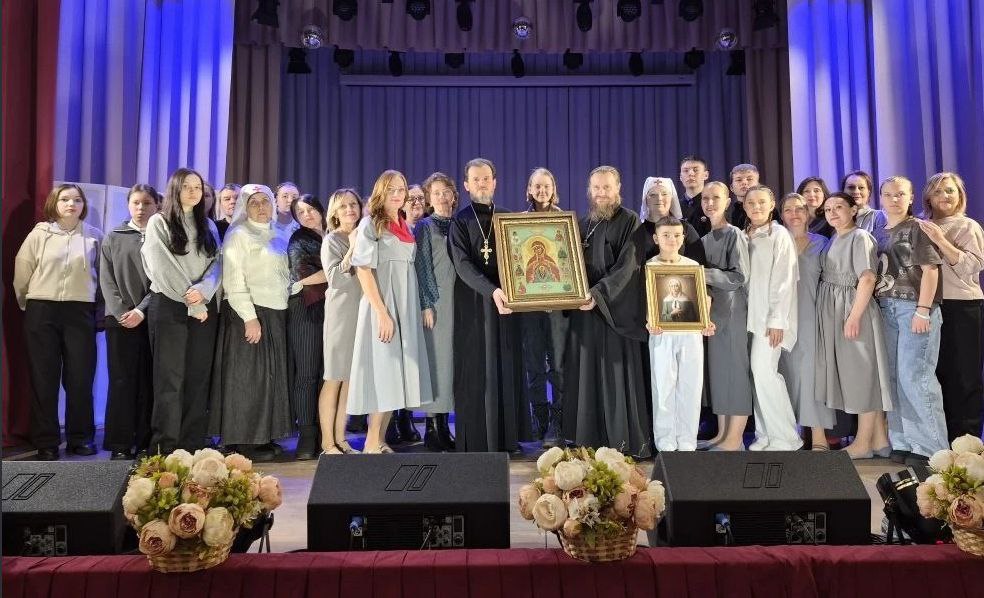 В округах Курганской области при поддержке правительства региона покажут спектакль «40 минут», посвящённый материнству и отказам от абортов В округах Курганской области при поддержке правительства региона покажут спектакль «40 минут», посвящённый материнству и отказам от абортов