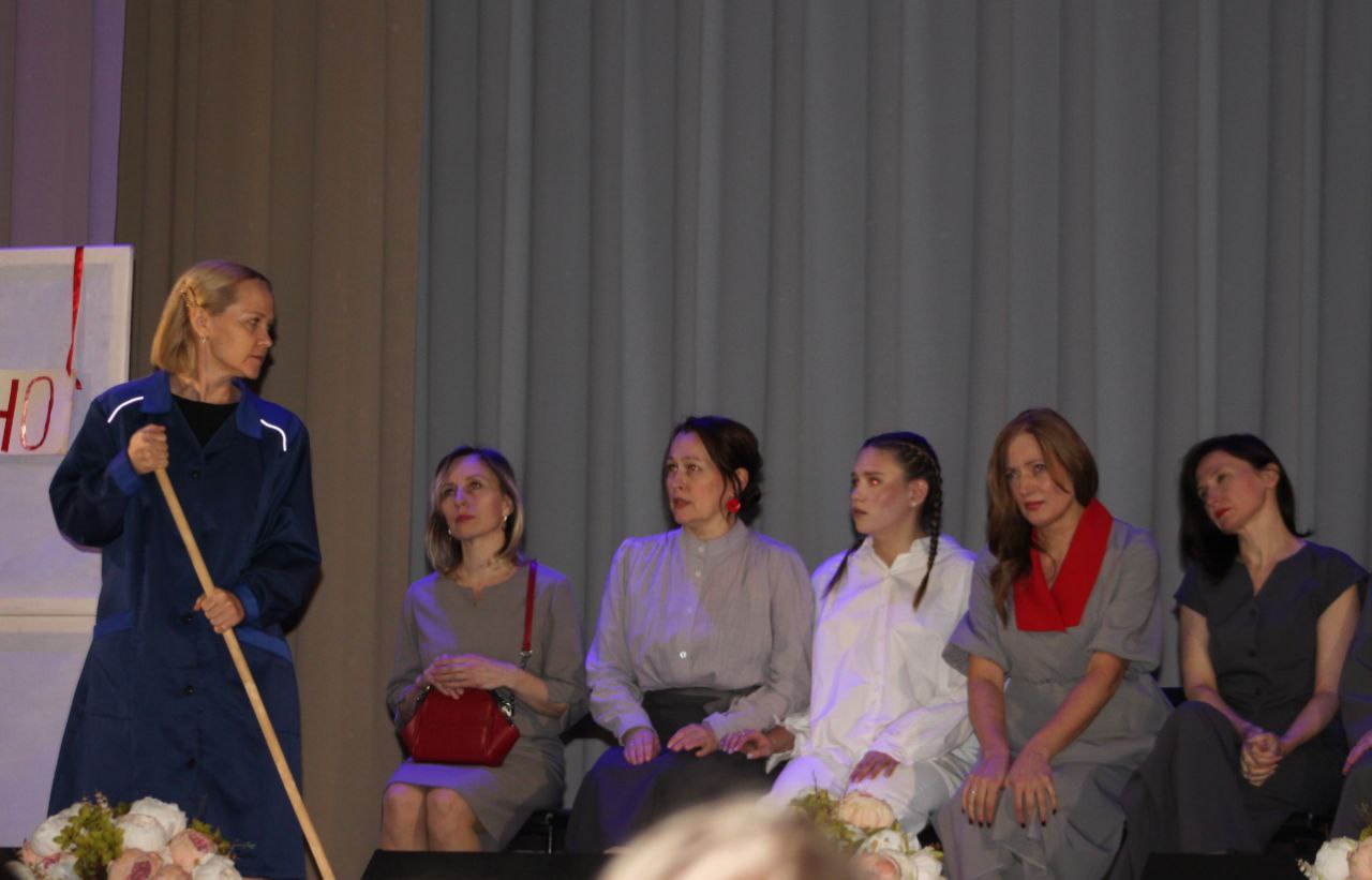 В округах Курганской области при поддержке правительства региона покажут спектакль «40 минут», посвящённый материнству и отказам от абортов В округах Курганской области при поддержке правительства региона покажут спектакль «40 минут», посвящённый материнству и отказам от абортов