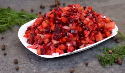 Ускоренный способ приготовления винегрета: овощи за 3 минуты