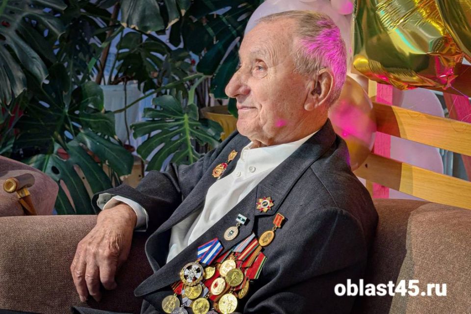 Ветеран Великой Отечественной войны Иван Анисов из Зауралья отмечает вековой юбилей