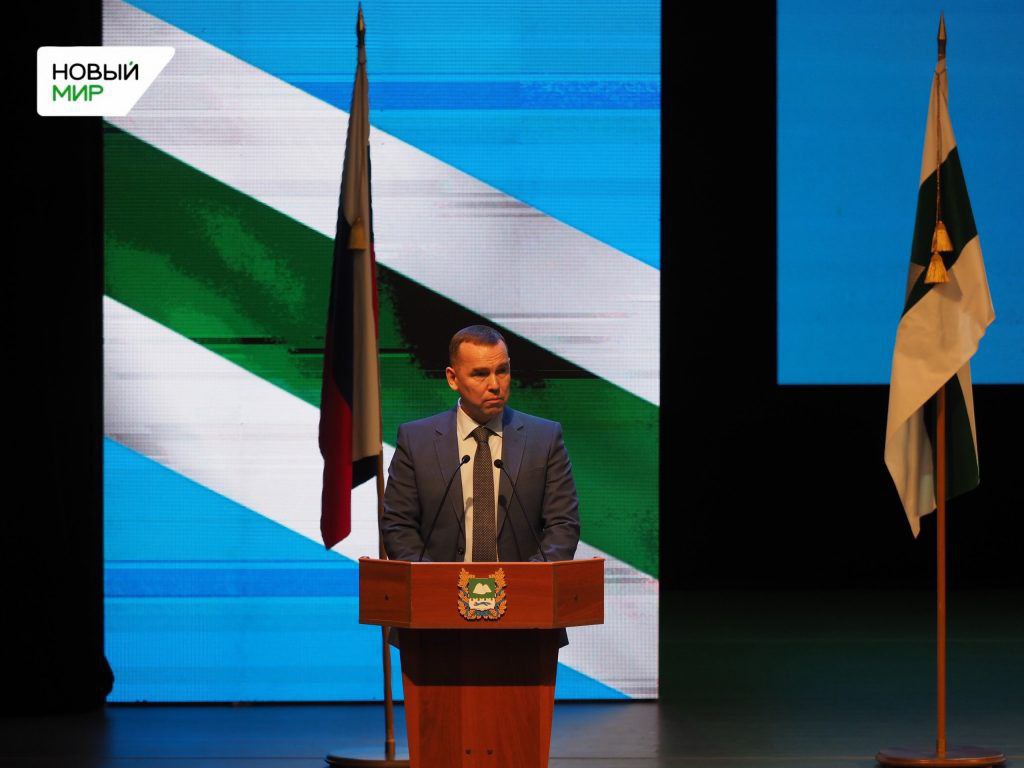 В День рождения Курганской области губернатор Вадим Шумков вручил почётные награды землякам В День рождения Курганской области губернатор Вадим Шумков вручил почётные награды землякам