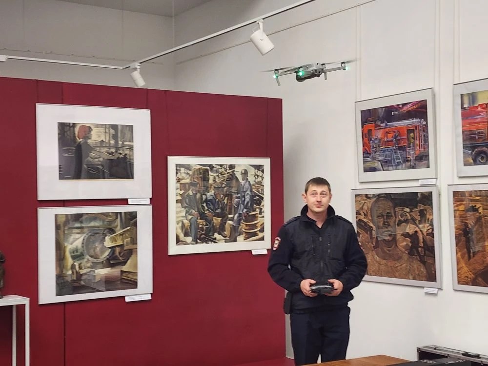 В Кургане полицейские и ветераны встретились с молодежью В Кургане полицейские и ветераны встретились с молодежью