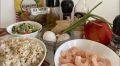 Легкий жареный рис с креветками: идеальный рецепт для занятых мам