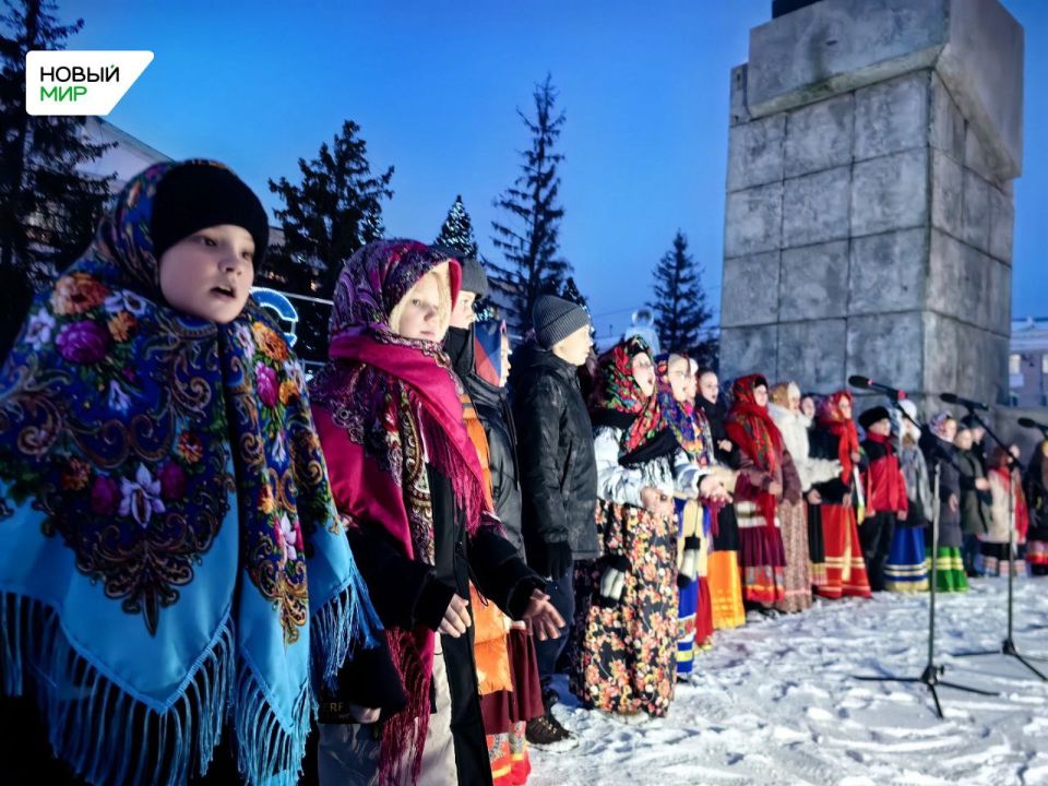 На центральной площади города Кургана состоялось открытие недели Масленичных гуляний