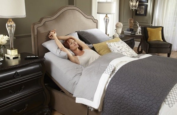 Как выбрать идеальную кровать для здоровья спины: 5 простых советов