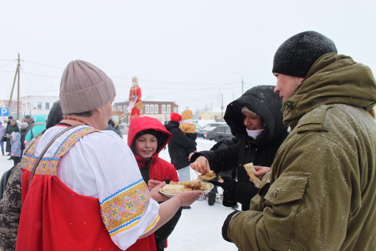 Сегодня последний день Масленицы, православные отмечают Прощёное Воскресенье Сегодня последний день Масленицы, православные отмечают Прощёное Воскресенье
