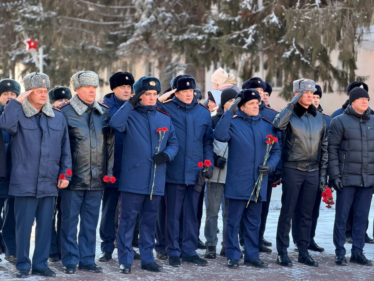 23 февраля отмечается один из важнейших праздников нашей страны - День защитника Отечества 23 февраля отмечается один из важнейших праздников нашей страны - День защитника Отечества