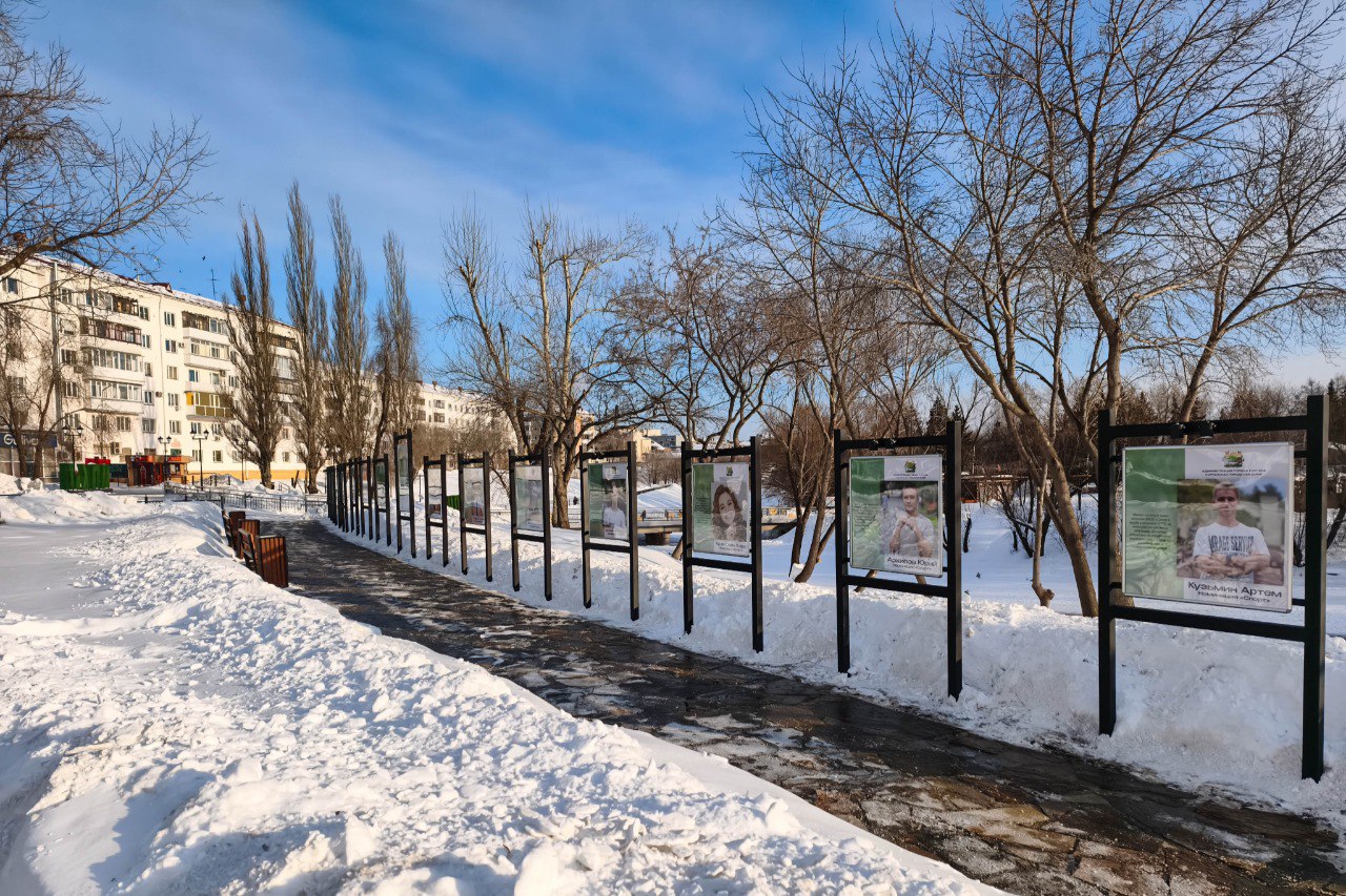 Антон Науменко: Сегодня возле ЦПКиО разместили галерею почёта «Дети - гордость города» Антон Науменко: Сегодня возле ЦПКиО разместили галерею почёта «Дети - гордость города»