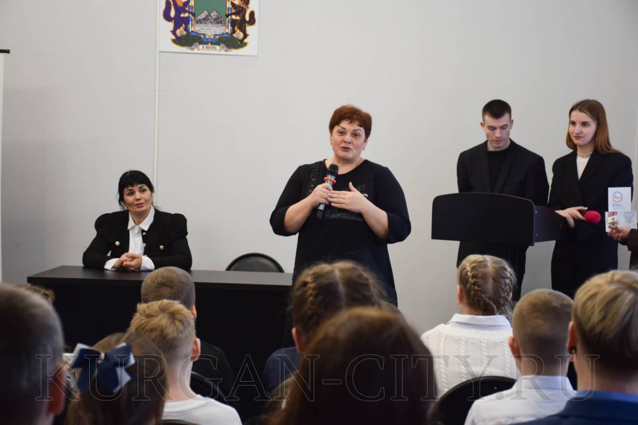 В департаменте социальной политики администрации города Кургана состоялось торжественное вручение золотых знаков отличия Всероссийского физкультурно-оздоровительного комплекса «Готов к труду и обороне» В департаменте социальной политики администрации города Кургана состоялось торжественное вручение золотых знаков отличия Всероссийского физкультурно-оздоровительного комплекса «Готов к труду и обороне»