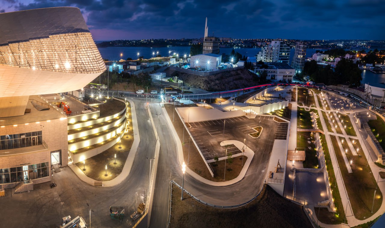 Михаил Развожаев: Дорогие севастопольцы!. Сегодня 88 лет Ленинскому и Нахимовскому районам Михаил Развожаев: Дорогие севастопольцы!. Сегодня 88 лет Ленинскому и Нахимовскому районам