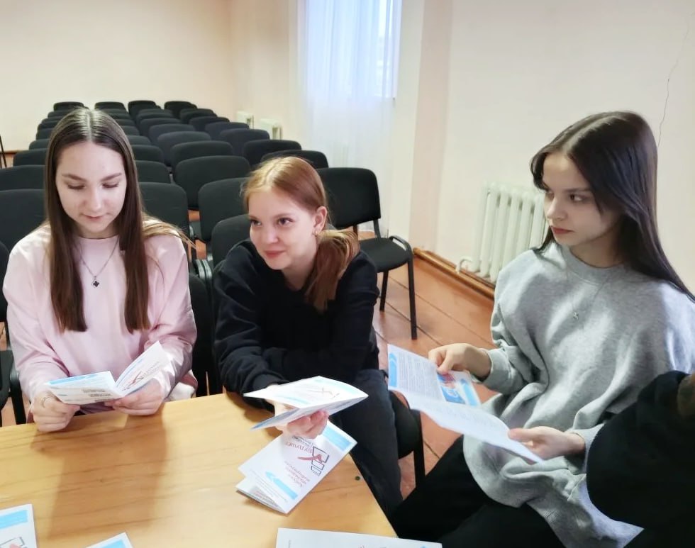 Правовые конкурсы, познавательные викторины и обзорные экскурсии Правовые конкурсы, познавательные викторины и обзорные экскурсии