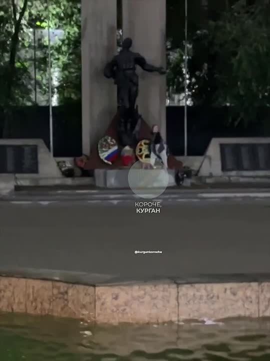 Станцевавшая на мемориале женщина проиграла апелляцию на свой приговор