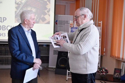 � ������ ����������� ����� ����� � ��������� ����������� ���������� ������������