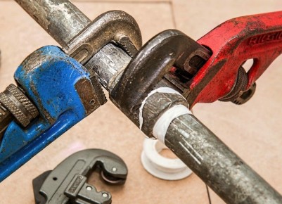 Ремонтные работы: как справиться с бездействием управляющей организации