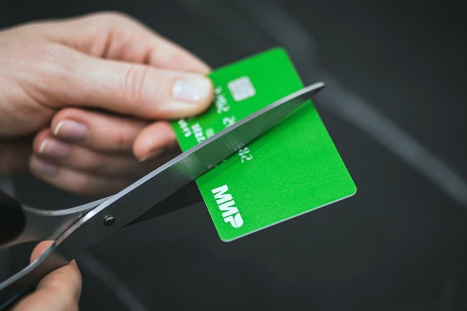 Почему важно закрыть кредитную карту после погашения кредита