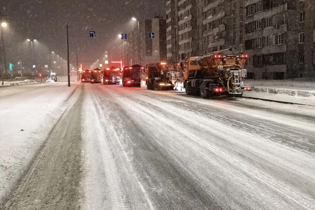 В Курган вновь пришел снегопад В Курган вновь пришел снегопад