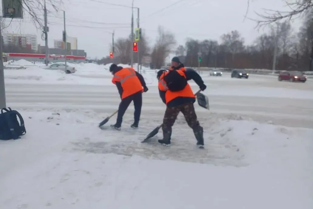 В Курган вновь пришел снегопад В Курган вновь пришел снегопад