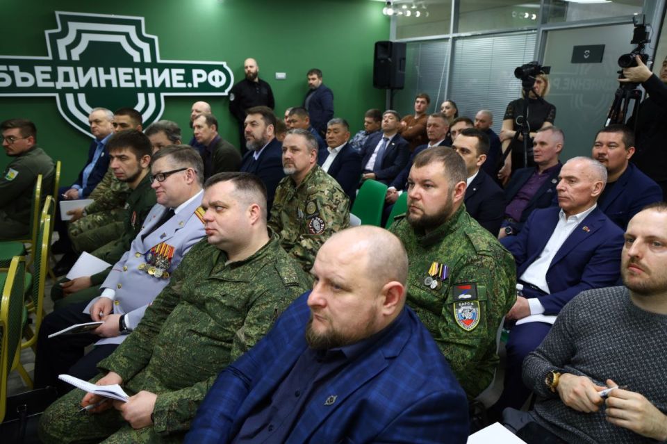 Единая Россия провела в Челябинске межрегиональный образовательный интенсив для депутатов-ветеранов СВО