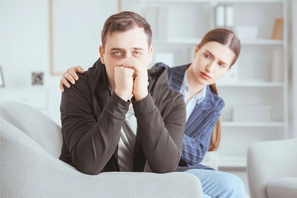 Ни один человек, употребляющий наркотики, не планировал стать наркозависимым — но именно «первый опыт» часто становится точкой невозврата