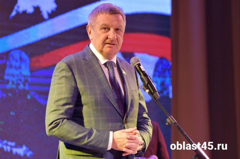 Сенатор Муратов: Россия сильна женским трудом, верой и терпением