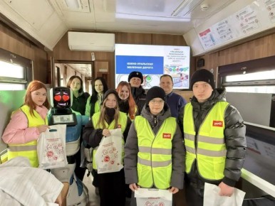 Курганские транспортные полицейские пригласили школьников «На рельсы безопасности»