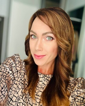 Сегодня день рождения корреспондента и ведущей ГТРК Курган Марии Львовой