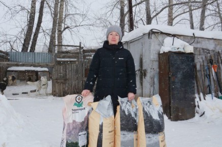 Кинолог курганского УФСИН оказала помощь приюту для животных