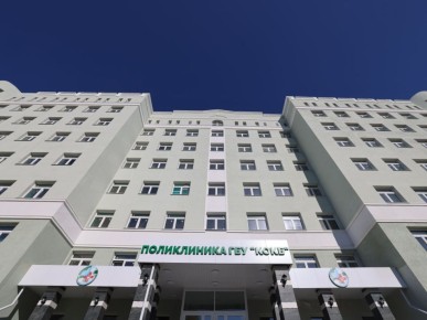 Сегодня, 25 марта, Председатель Совета Федерации Валентина Матвиенко и губернатор Курганской области Вадим Шумков оценили здание новой поликлиники Курганской областной клинической больницы