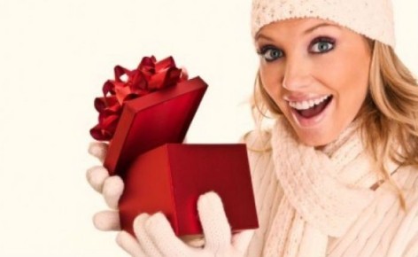 Новый год 2026: как выбрать идеальный подарок для жены