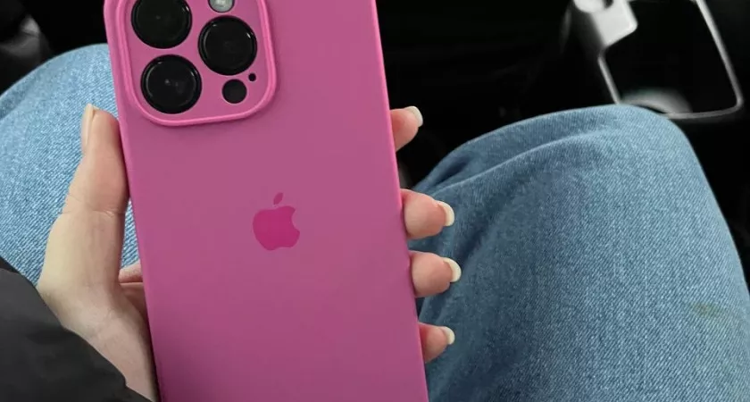 Необычная история о случайной покупке: как мама вернула 247 тысяч за iPhone