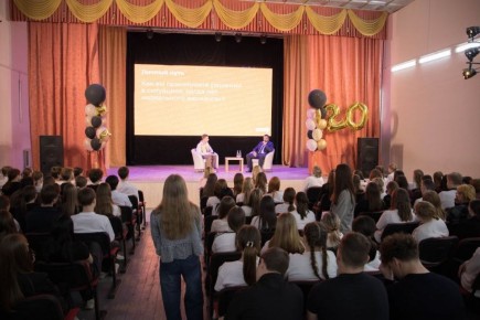 Антон Науменко: Побывал в гостях у участников смены «Город молодых»