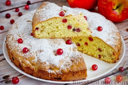 Клюквенные угощения: от чатни до шарлотки