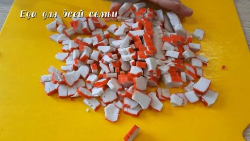 Крабовый салат за пять минут: просто и вкусно для любого праздника