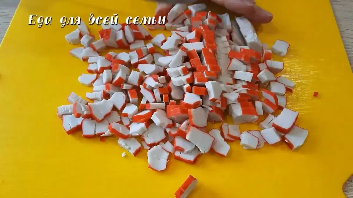 Крабовый салат за пять минут: просто и вкусно для любого праздника