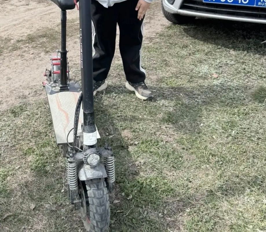 В Курганской области ребёнок попал в больницу после катания на чужом электросамокате