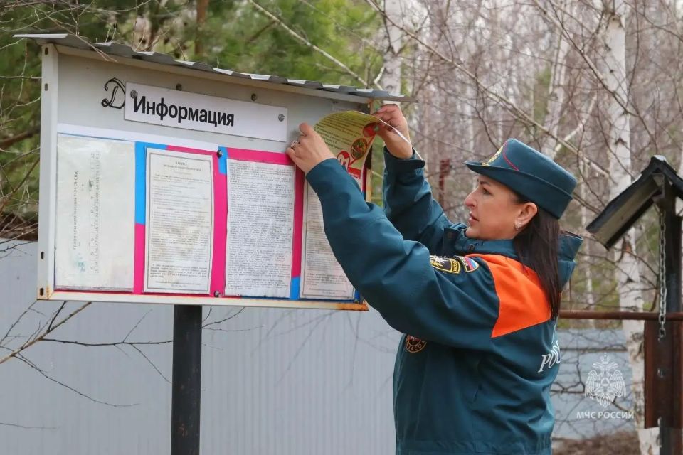 Зауральские сотрудники МЧС России усилили профилактику в условиях особого противопожарного режима