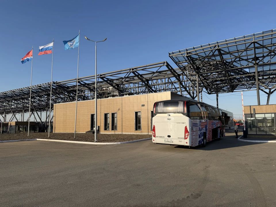 В 2 раза увеличился поток грузовых транспортных средств через пункт пропуска Кани-Курган на границе с Китаем В 2 раза увеличился поток грузовых транспортных средств через пункт пропуска Кани-Курган на границе с Китаем