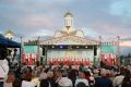 Концертом легендарного коллектива - Государственного академического Волжского русского народного хора им. П.М. Милославова - завершился первый день фестиваля "Русское поле" на Троицкой площади в Кургане
