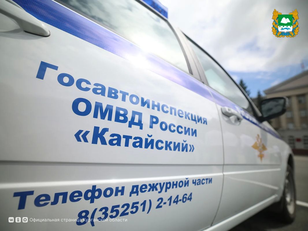 Губернатор Вадим Шумков в профессиональный праздник поздравил сотрудников Госавтоинспекции с 90-летием образования службы в системе МВД России и вместе с начальником УМВД по Курганской области генерал-майором полиции Сергеем... Губернатор Вадим Шумков в профессиональный праздник поздравил сотрудников Госавтоинспекции с 90-летием образования службы в системе МВД России и вместе с начальником УМВД по Курганской области генерал-майором полиции Сергеем...