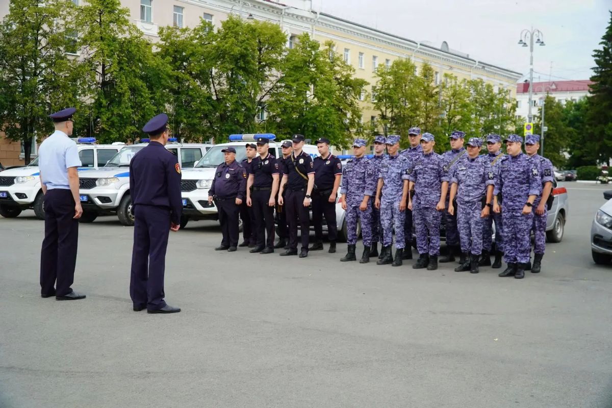 Сотрудники полиции Кургана присоединились к акции памяти Героя России Магомеда Нурбагандова Сотрудники полиции Кургана присоединились к акции памяти Героя России Магомеда Нурбагандова