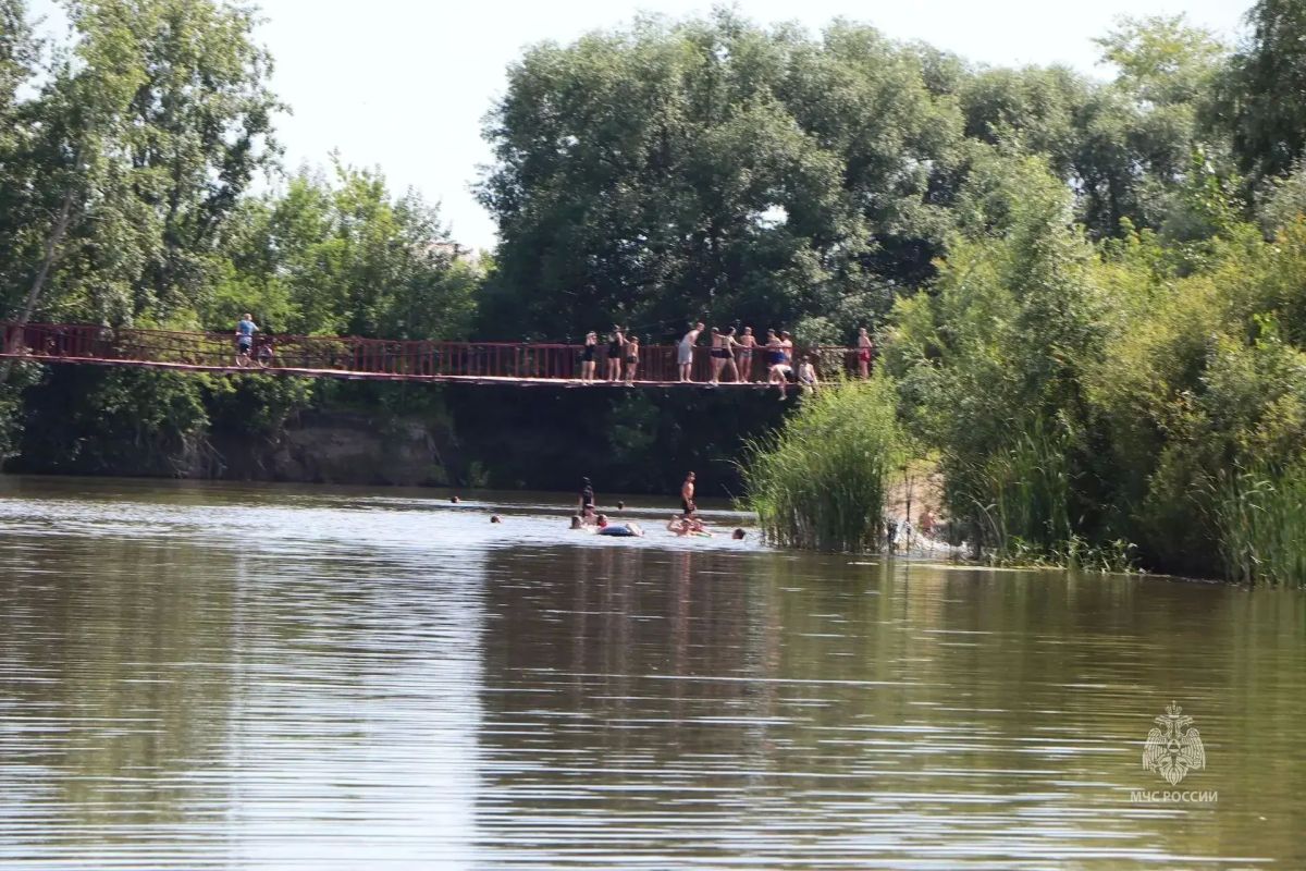 Сотрудники ГИМС МЧС России усилили патрулирование водоемов Зауралья в период аномальной жары Сотрудники ГИМС МЧС России усилили патрулирование водоемов Зауралья в период аномальной жары