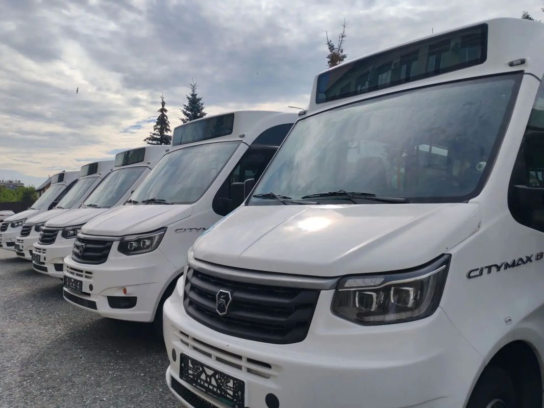 Вадим Шумков: Пришла партия новых красивых автобусов в Шадринск Вадим Шумков: Пришла партия новых красивых автобусов в Шадринск
