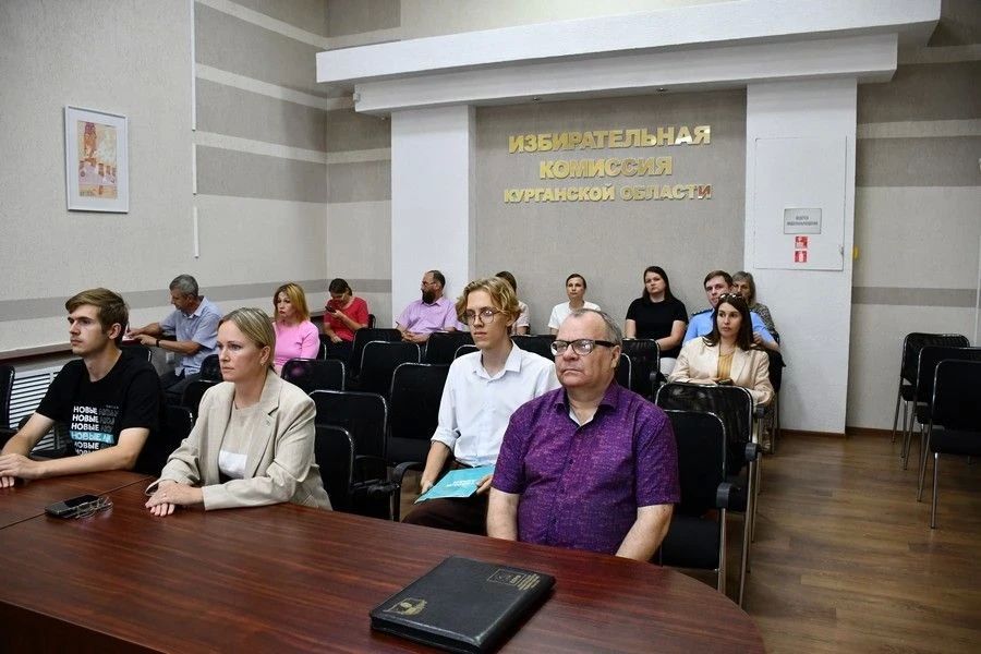 Облизбирком дал разрешение на открытие специальных избирательных счетов кандидатов в депутаты Государственной Думы – Ксении Тропиной и Виктора Зырянова Облизбирком дал разрешение на открытие специальных избирательных счетов кандидатов в депутаты Государственной Думы – Ксении Тропиной и Виктора Зырянова