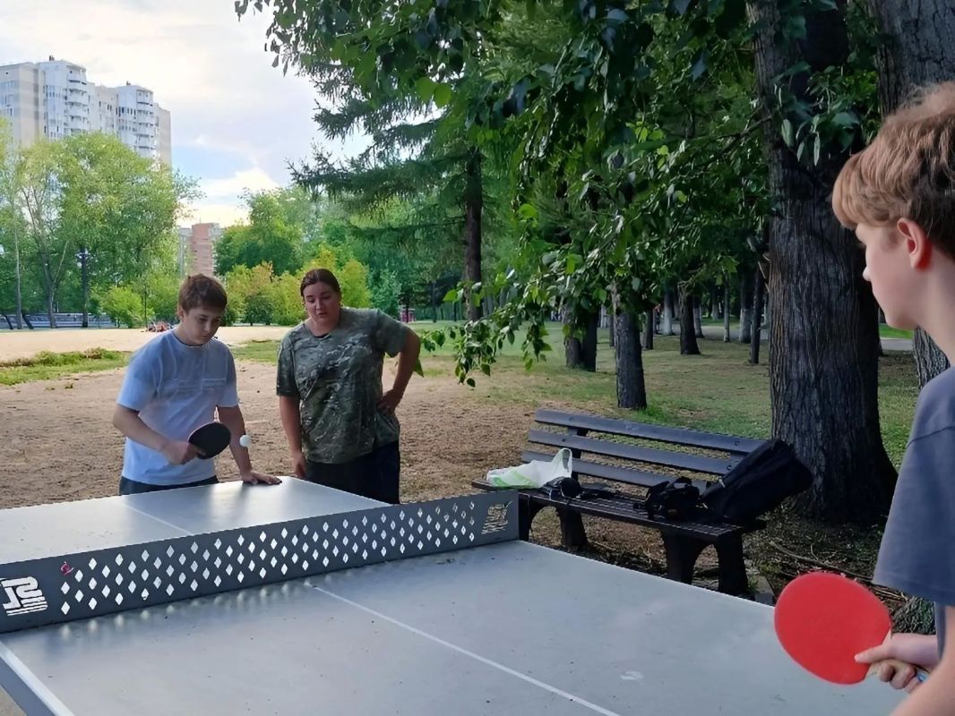 В Кургане продолжается региональный проект «СпортЛето», который приглашает горожан любого возраста принять участие в мастер-классах, тренировках и спортивном отдыхе В Кургане продолжается региональный проект «СпортЛето», который приглашает горожан любого возраста принять участие в мастер-классах, тренировках и спортивном отдыхе