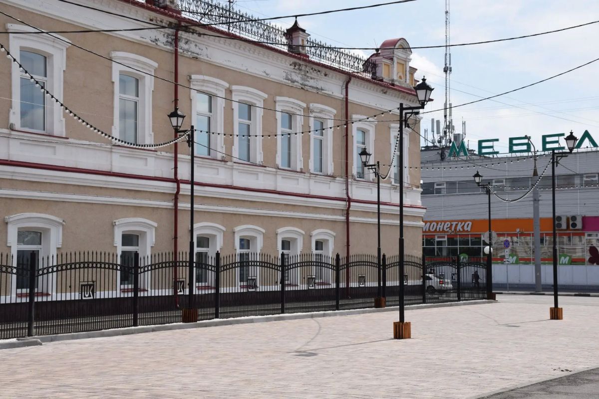 Антон Науменко: Продолжаем обновление общественных пространств Антон Науменко: Продолжаем обновление общественных пространств
