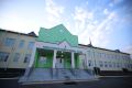 Вадим Шумков: Не успел доехать до поселка Красный Октябрь, где год назад ввели новую школу, на которую было выделено 497, 8 млн рублей, также за 265 млн рублей отремонтировали 12,7 км дороги и еще пару километров построили...