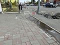 На улице Пушкина меняют бордюры